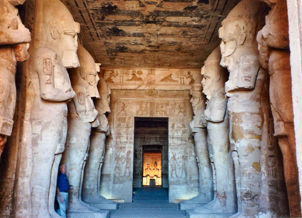One-Day Excursion: Temples of Ramses II and Nefertari